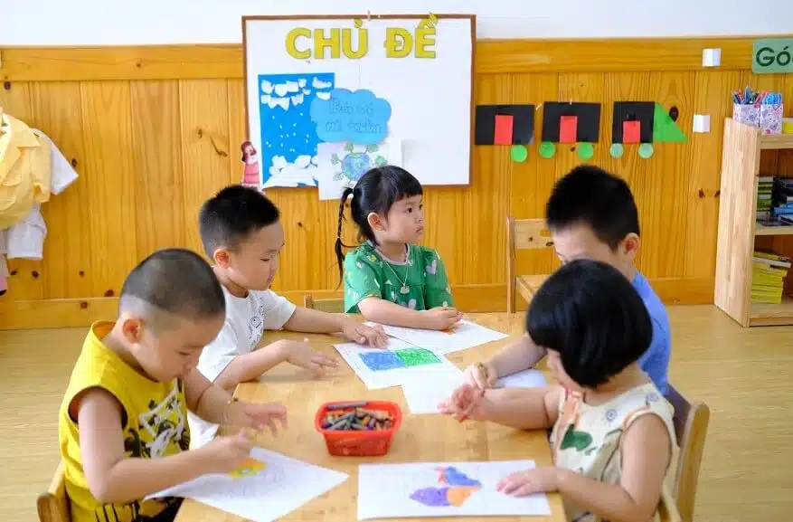 day tien tieu hoc co bi cam khong 1 day tien tieu hoc co bi cam khong 1